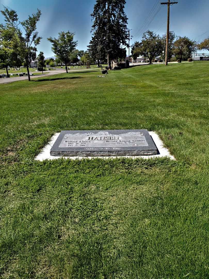 Willard Layton Hansen's grave. Photo 2